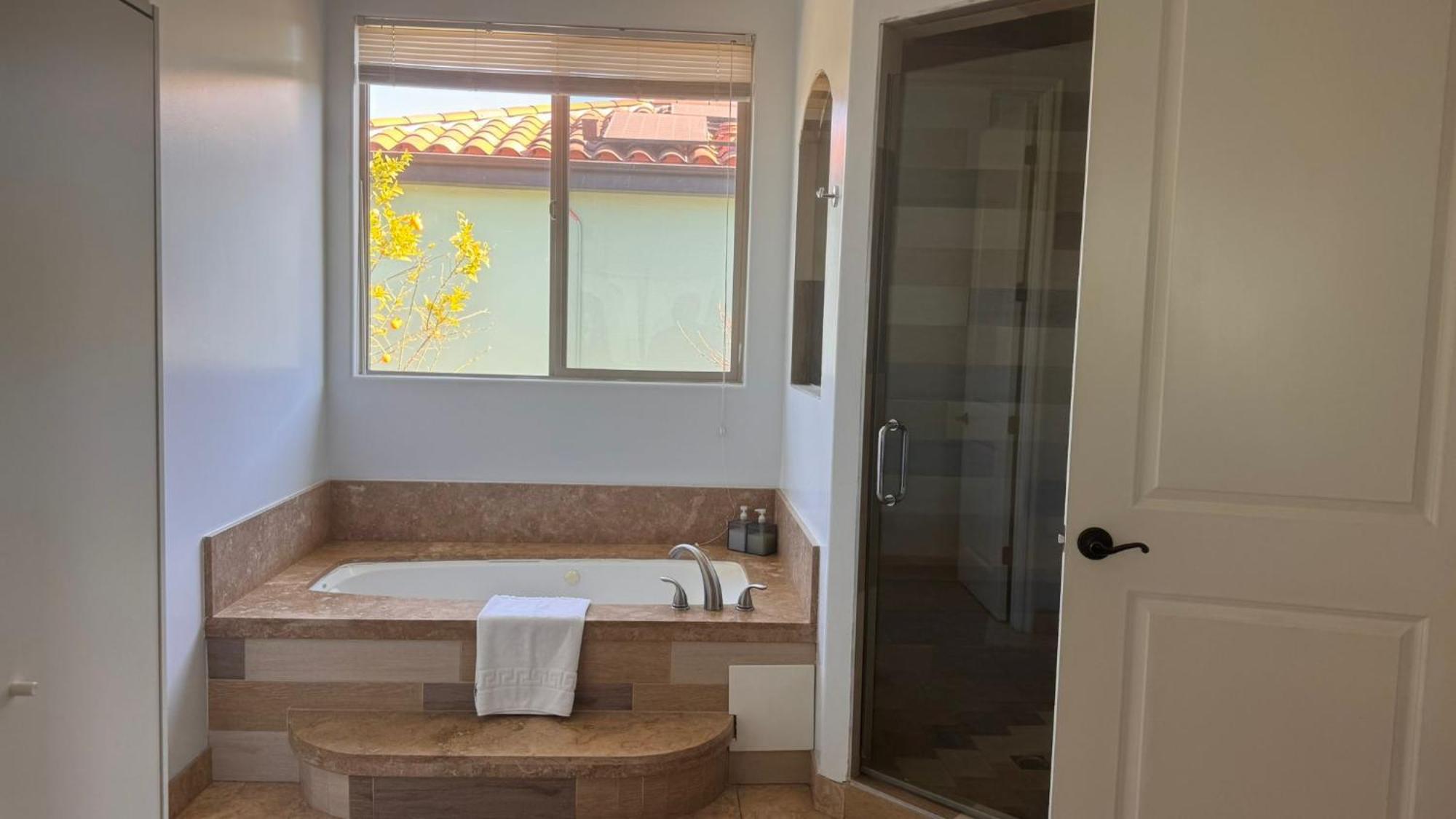La Dream Gem - Beautiful Home With Spa Λος Άντζελες Εξωτερικό φωτογραφία
